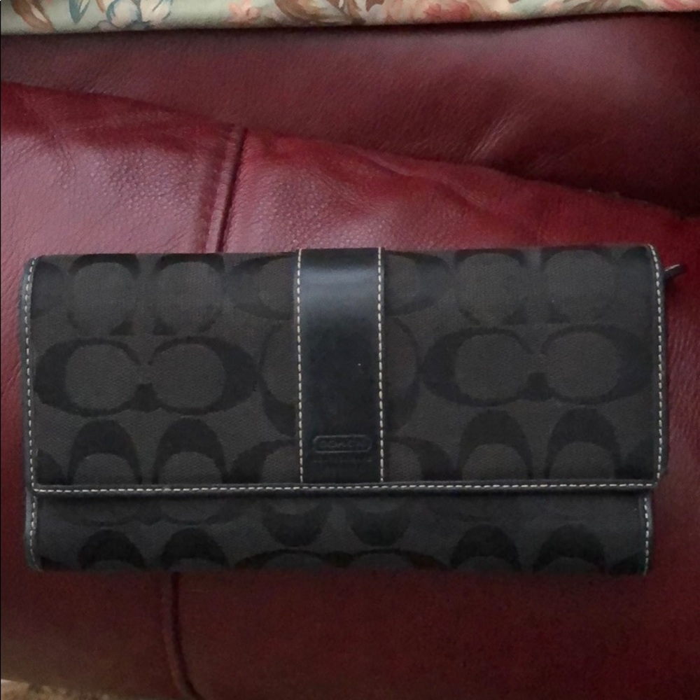 Coach Wallet Black Tri-Fold